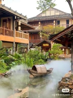 Không gian cổ kính tại điểm tham quan Tương Tư Hồ Trấn Nam Ninh